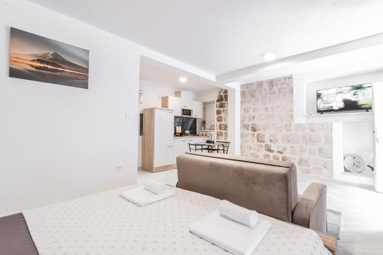 Apartments Florian Lopud Exterior foto
